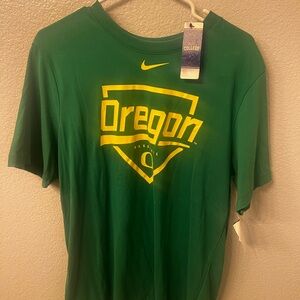 Mens Brand New Green and Yellow Nike Oregon Ducks Baseball Tee Shirt